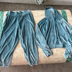 Jade blue velour matching sweatsuit